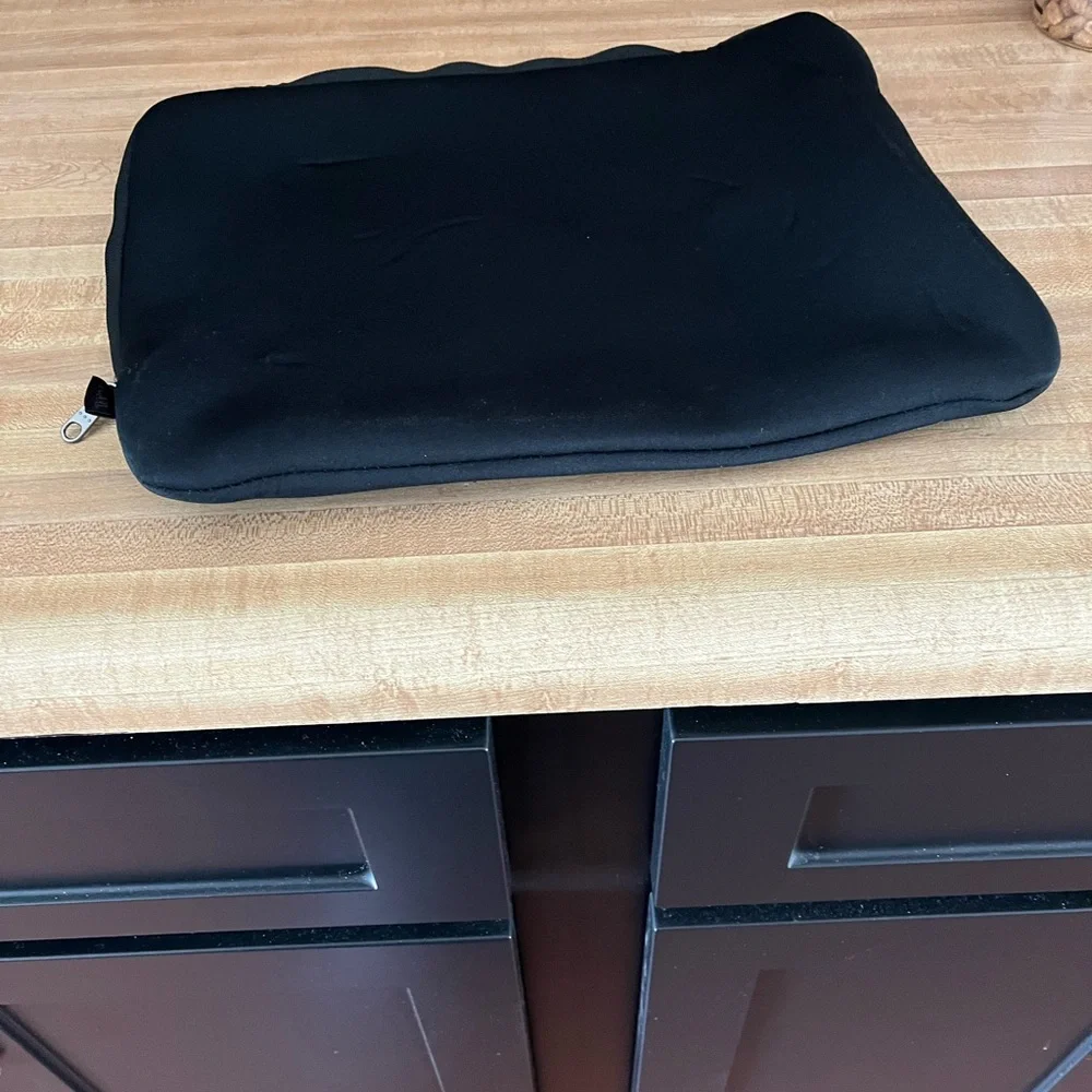 N/A soft black